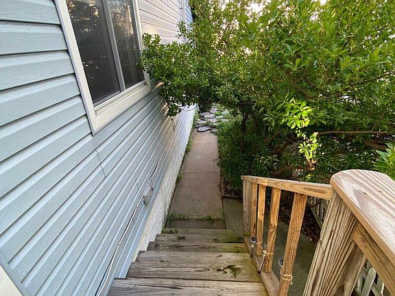 3rd image of 126 Vassar St