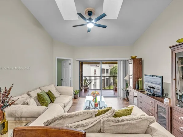 2511 NW 56th Ave APT 102, Fort Lauderdale, FL 33313
