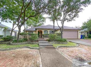 8128 Purtzer Dr, Laredo, TX 78045