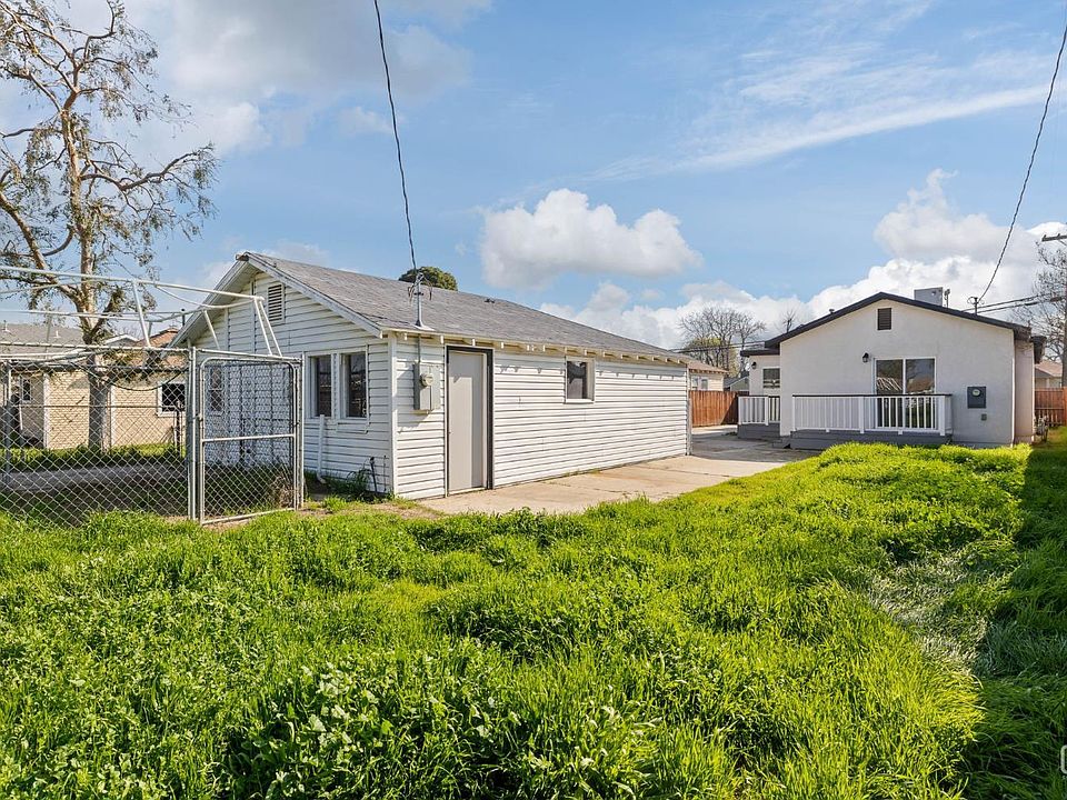 9930 Holland St, Bakersfield, CA 93312 | Zillow