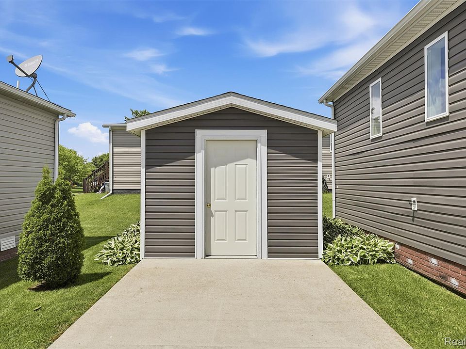 11766 Cedarbrook Dr, photo 19