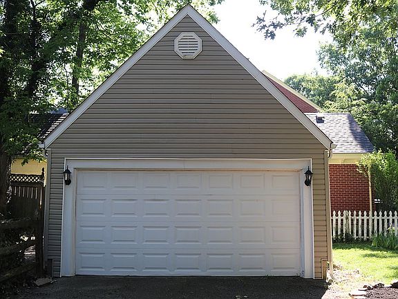 5th image of 960 Haldimand Ave