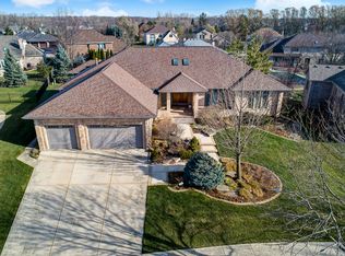 8913 Brandon Rd, Darien, IL 60561