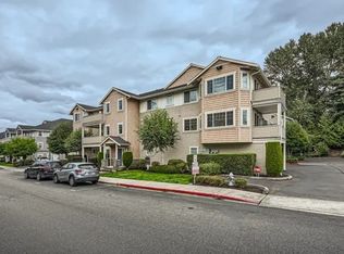 13507 97th Ave E UNIT 203, Puyallup, WA 98373