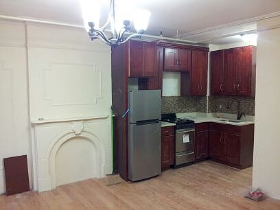 1st image of 558 Washington Ave APT 4
