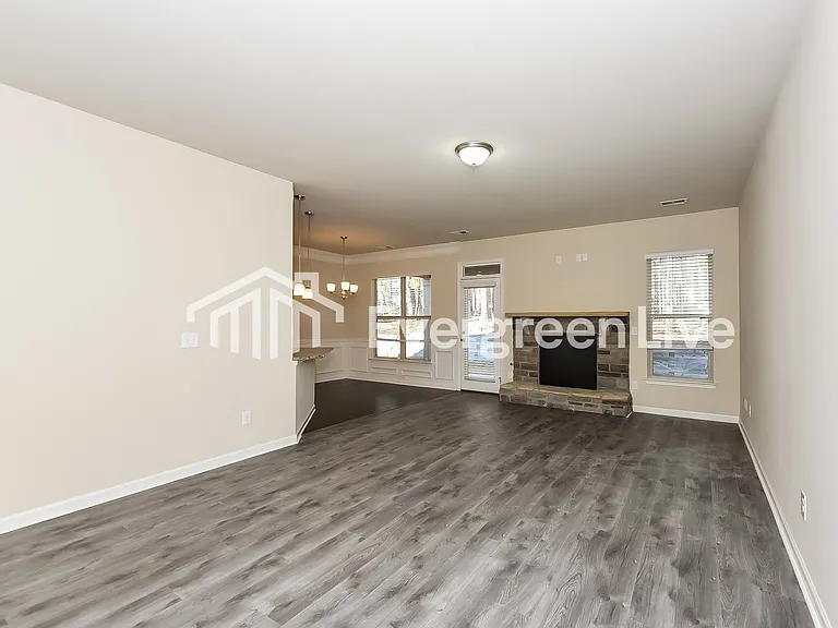 337 Grey Oaks Ct — Photo 2
