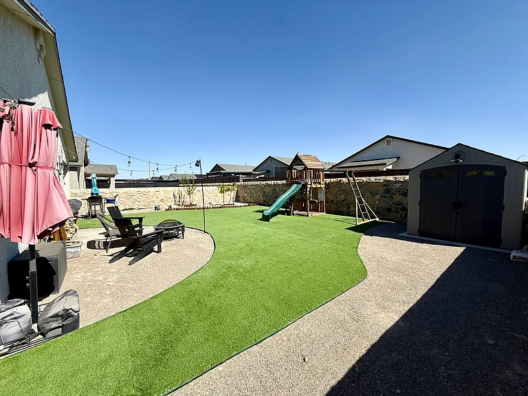14760 Mike A Mendoza Ave — Photo 20
