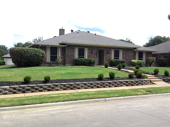 2nd image of 4105 McClary Dr