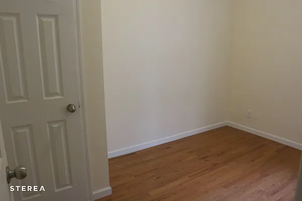 Rented by Sterea Agency | media 12