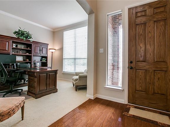3rd image of 3404 Mary Ct