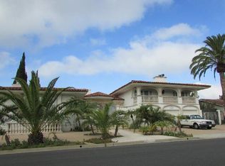 10871 Skyline Dr, Santa Ana, CA 92705