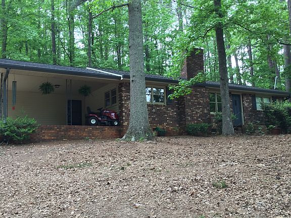 2nd image of 3132 Holly Springs Pkwy
