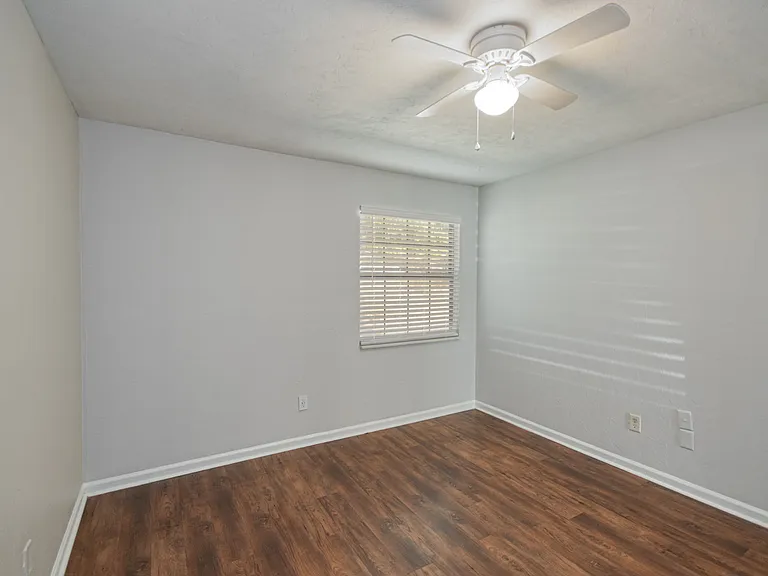 1340 Cherry St #6 — Photo 11