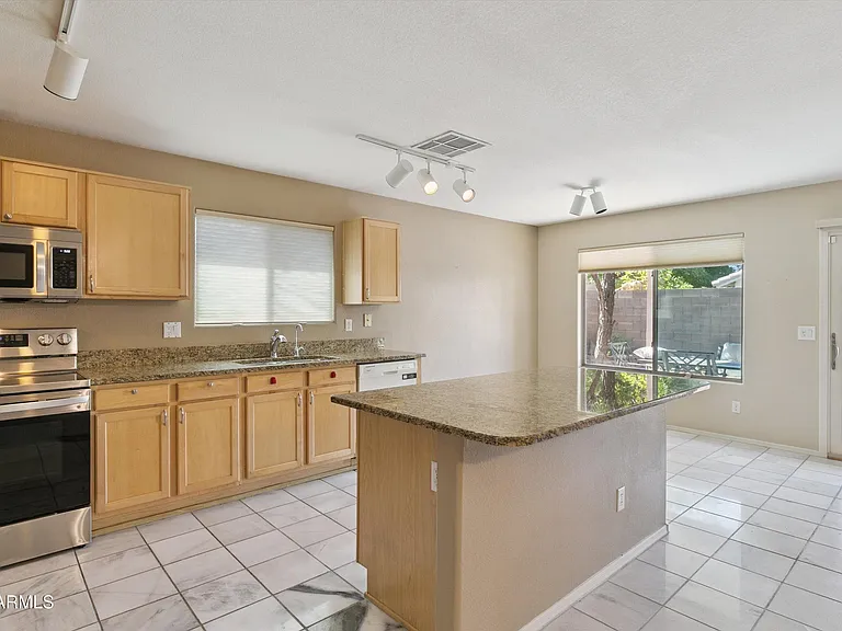 3139 W Matthew Dr — Photo 13