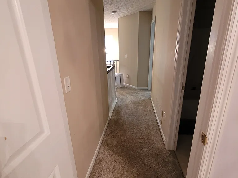 335 Thompson Dr — Photo 18
