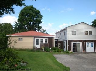 13 Fish Hawk Dr, Rock Cave, WV 26234