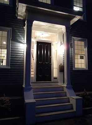 2nd image of 37 Bromfield St