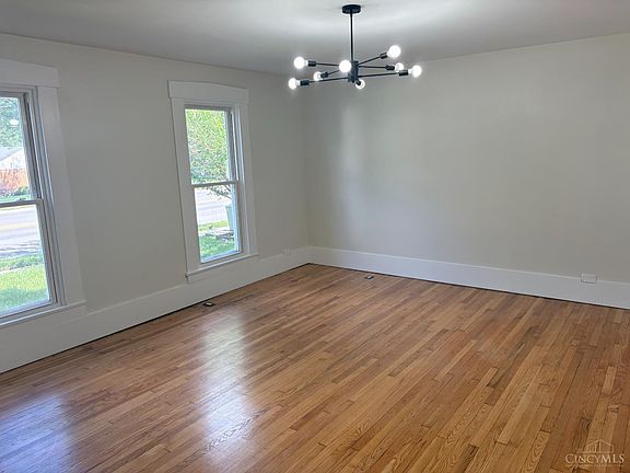 2nd image of 214 Columbus Ave