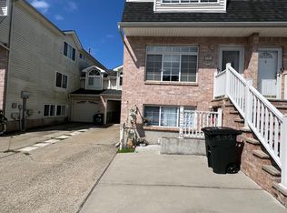 131 Darnell Ln FLOOR 2, Staten Island, NY 10309
