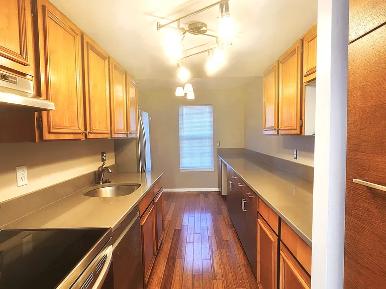 9139 September Ln — Photo 6
