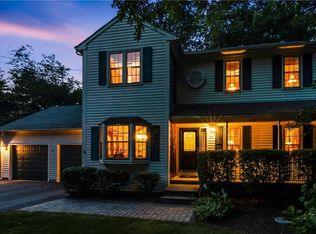 29 Peacock Rd, Warwick, RI 02886