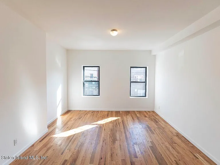 1256 Bay St #2 — Photo 4