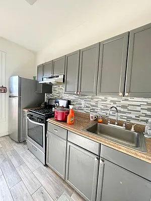 Rented by BRICK & GALO REALTY CORP | media 20