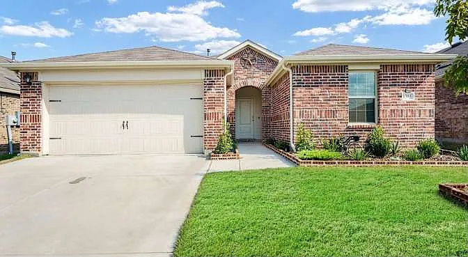 1305 Stuarts Forest Dr