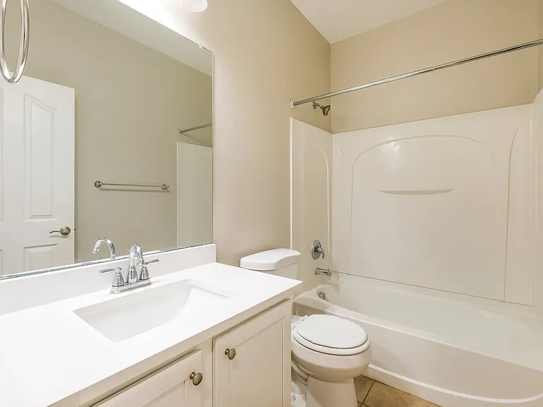 105 N 108th Dr — Photo 15
