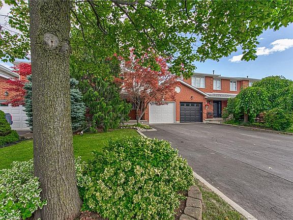 3rd image of 86 Chelsea Cres