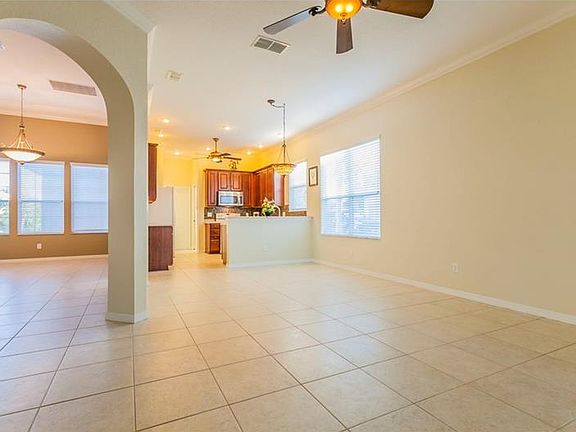 5th image of 12162 SE 178th St