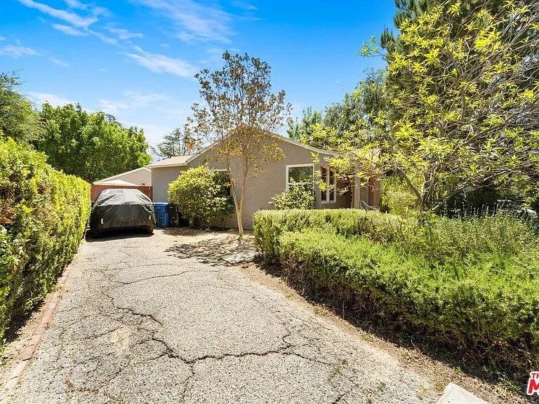 1338 Montecito Cir — Photo 33