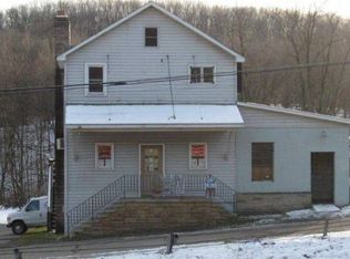 588 Hyasota Hill Rd, Hollsopple, PA 15935