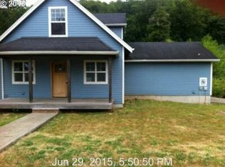 1692 SE 3rd St, Astoria, OR 97103