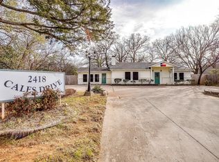Cales Dr, Arlington, TX 76013
