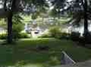 139 Lakeview Dr, Inman, SC 29349