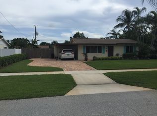940 Dogwood Rd, North Palm Beach, FL 33408