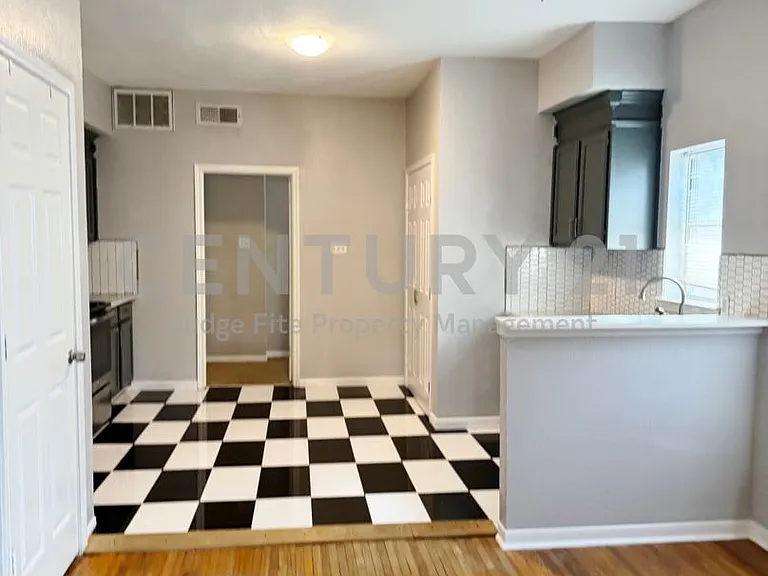 5720 1/2 Vickery Blvd — Photo 7