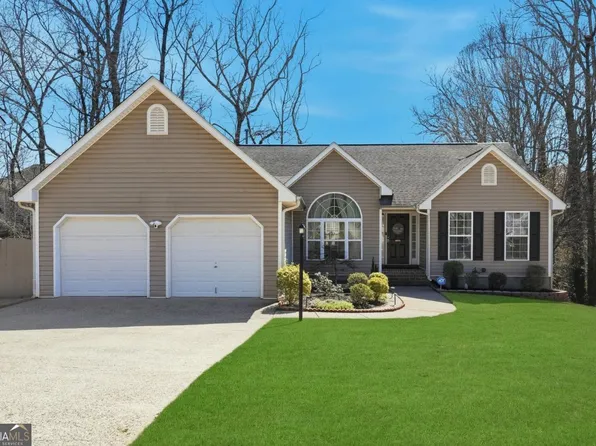 225 Dunagan Dr, Lawrenceville, GA 30045