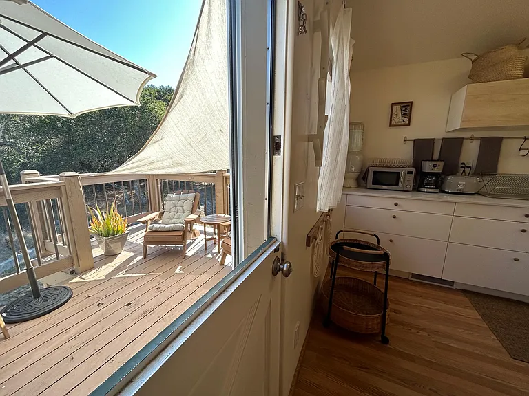 102 Laguna Pl — Photo 7