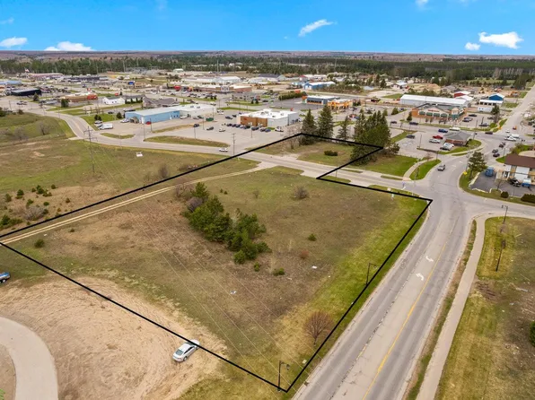 1275 Mankowski Rd, Gaylord, MI 49735