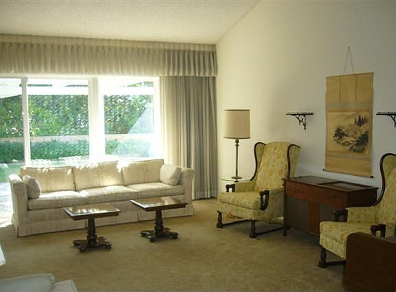Huge living room with vaulted ceilings
