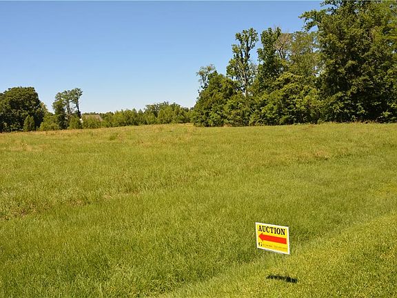 5th image of Calle Sevario St