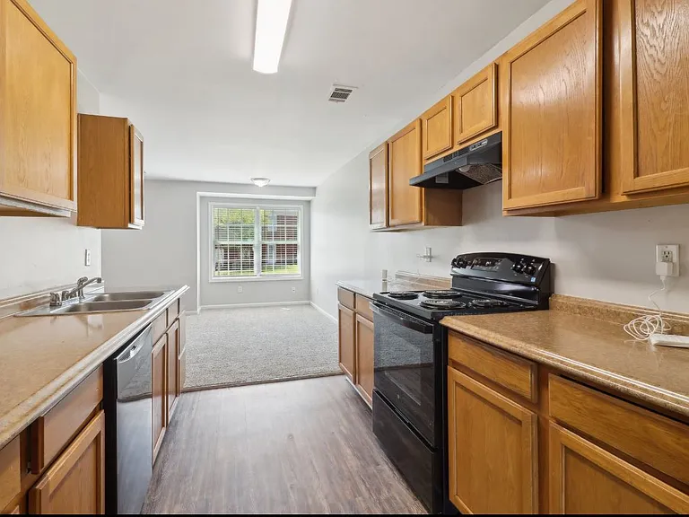7712 Autry Cir #204 — Photo 11
