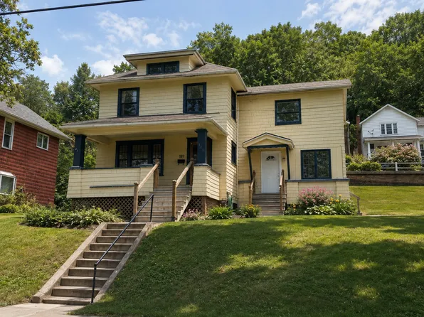 189 Jackson Ave, Bradford, PA 16701
