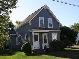 2 York Ave, Chelmsford, MA 01824