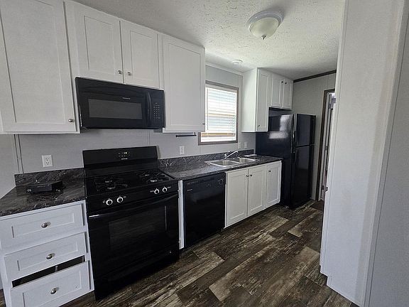 3rd image of 1510 1st Ave #19