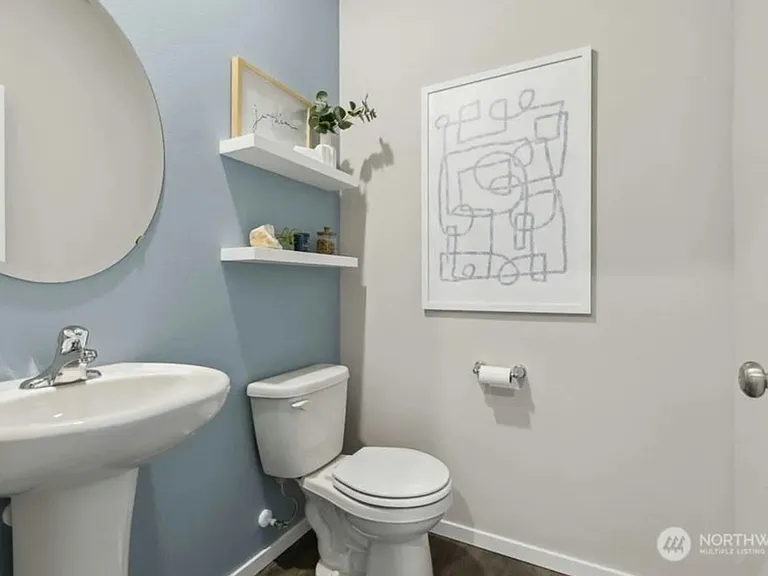 1430 SW Fielder Pl — Photo 6