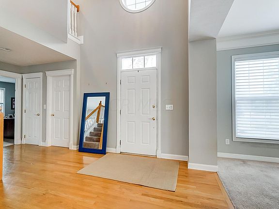 3rd image of 4973 Cadogan Pl