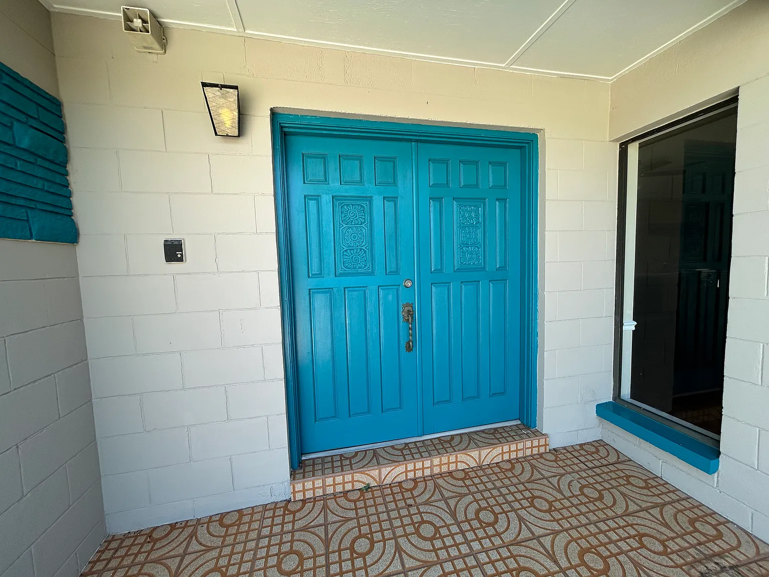 3 bed, 1704 sqft, $2,400 — Photo 3
